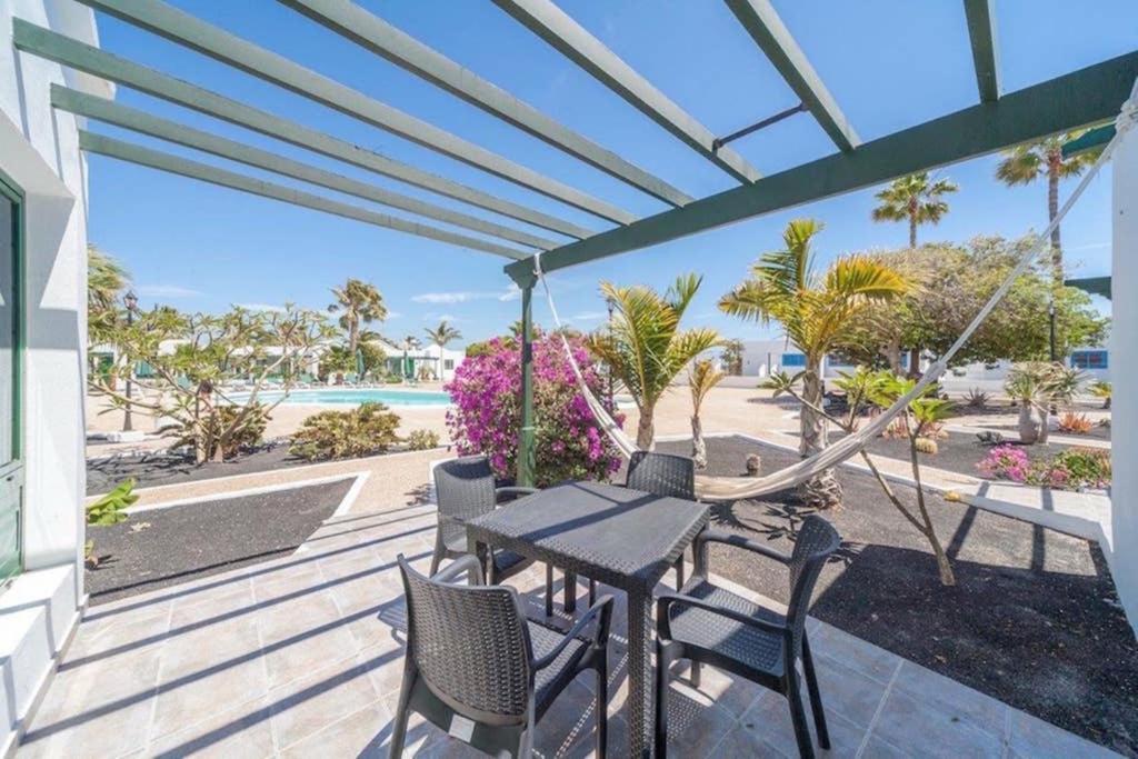 Bandama 14! 2 Bedroom Newly Renovated Bungalow, Los Pocillos, Puerto Del Carmen. Puerto del Carmen  Bagian luar foto