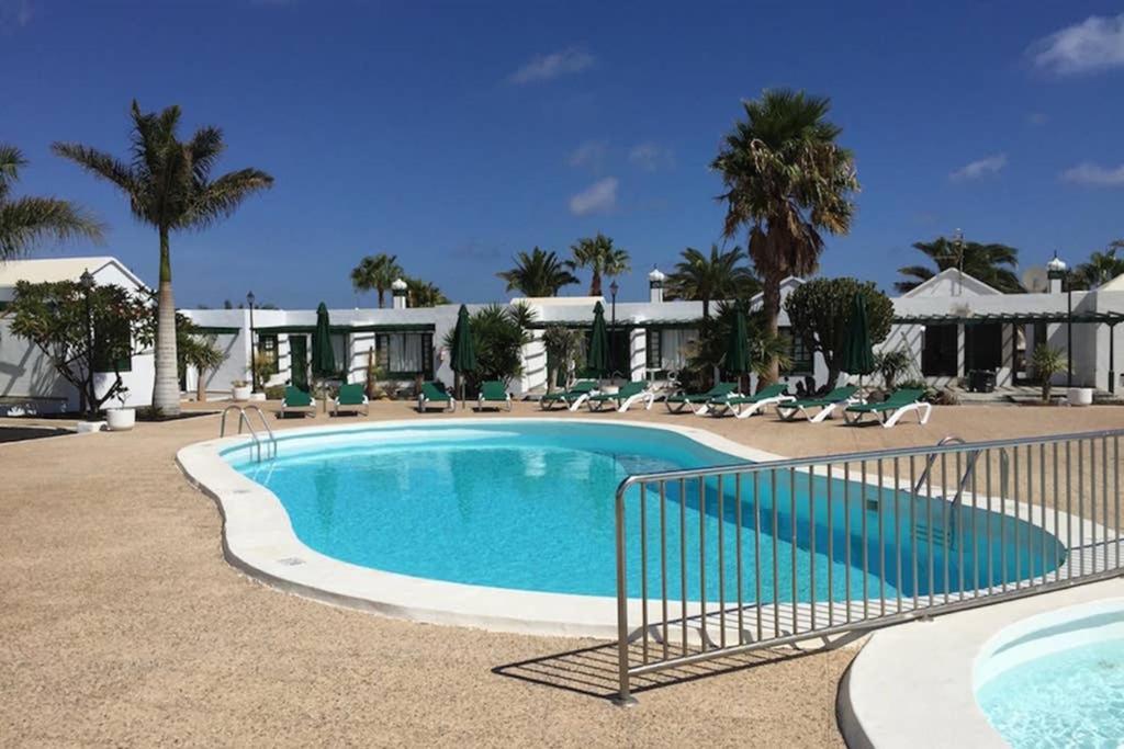 Bandama 14! 2 Bedroom Newly Renovated Bungalow, Los Pocillos, Puerto Del Carmen. Puerto del Carmen  Bagian luar foto